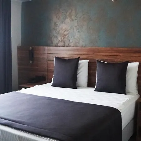 Lagom Otel 3*