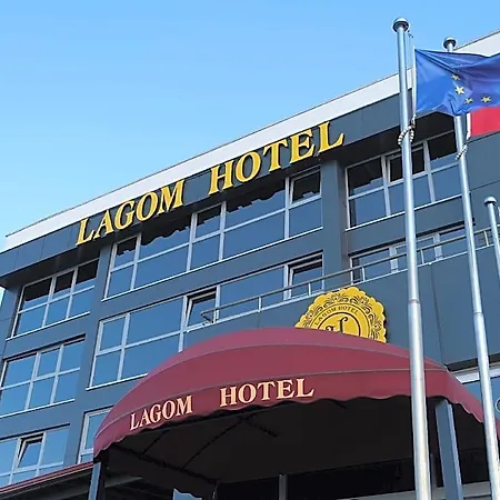 Отель Lagom 3*
